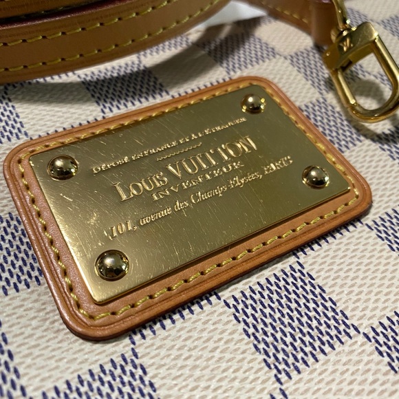 Authentic Louis Vuitton Discontinued Eva Clutch - Picture 8 of 12
